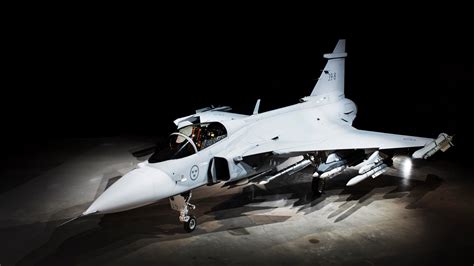 Novo Ca A Da Fab Saab Gripen Jas E Faz Seu Primeiro Voo Not Cias Bol