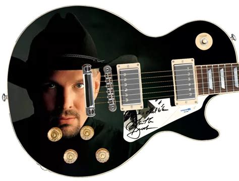 Chitarra Grafica Personalizzata Firmata Garth Brooks CharityStars