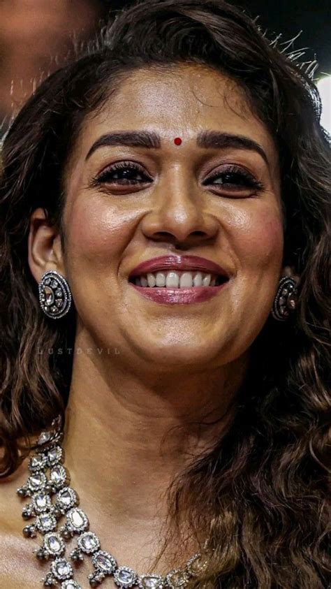 Nayanthara Hot Hot Images Of Actress Beautiful Face Images Beautiful Women Photography