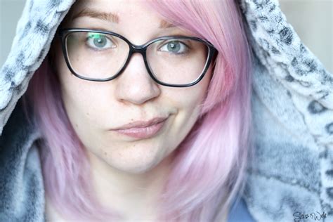 L Or Al Nude Magique Cushion Foundation Shia S Welt