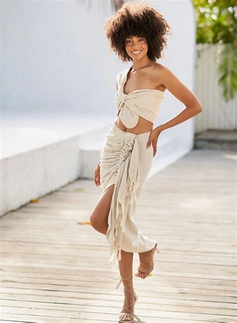 25 Trendy Pool Party Outfit Ideas To Try This Summer Pick An Event