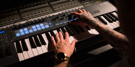 The 10 Best MIDI Keyboards For FL Studio Gear4music