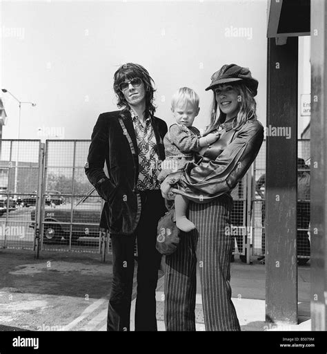 Rolling Stones Keith Richards with Anita Pallenberg and their son ...