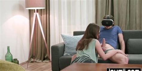 Guy Tries VR Porn And Gets Fucked By Horny Roommate Jenny Ferri Tnaflix