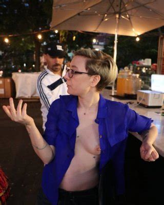 Topless Pulp Fiction Topless Pulp Porn Pictures Xxx Photos Sex Images Page Pictoa