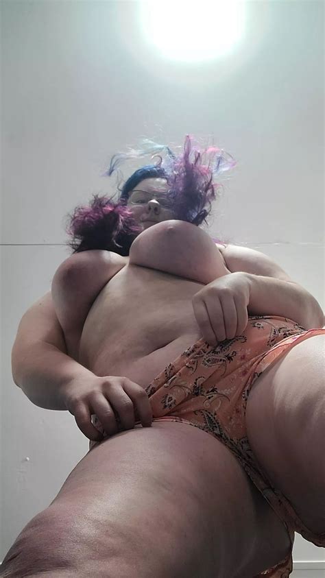 Thick Thighs Nudes Womenlookingdown Nude Pics Org