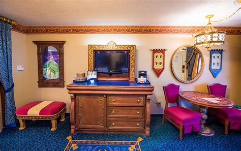 Review Photos And Video Royal Rooms At Port Orleans Riverside Disney