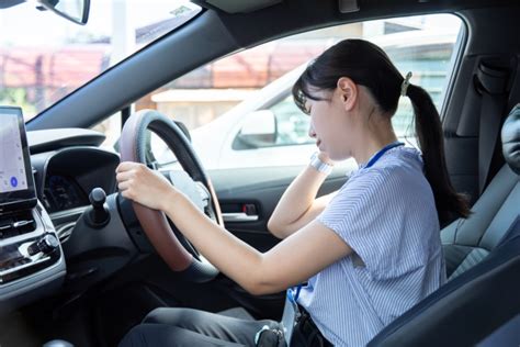 ラジエーター交換費用の相場と選び方｜高額請求を避けるコツ | カーライフ百科