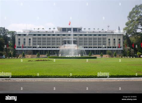 Saigon Presidential Palace Hi Res Stock Photography And Images Alamy