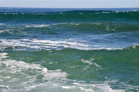 Ocean Waves Free Stock Photo - Public Domain Pictures