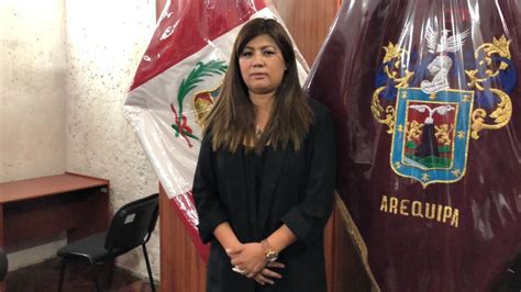 Arequipa Kimmerlee Gutiérrez asume como nueva gobernadora regional