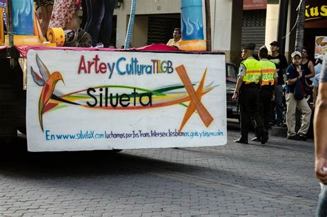 Orgullo Guayaquil Gay pride Guayaquil Orgullo LGBT Gay Ecuador Guayaquil 2015 Asociación