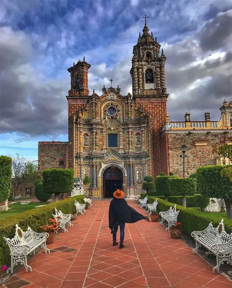 Templo De San Francisco Acatepec Obra Maestra Del Barroco Mexicano