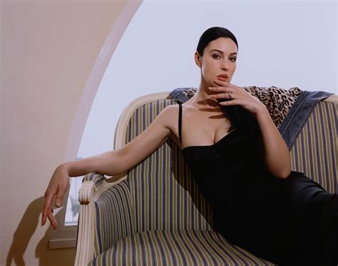 Digitalminx.com - Actresses - Monica Bellucci - Page 1