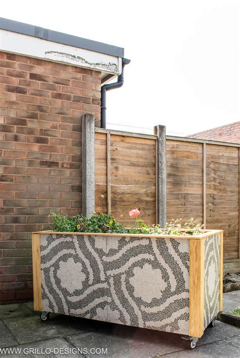 DIY TROUGH PLANTER BOX USING TILES • Grillo Designs