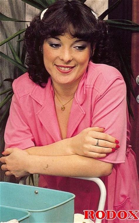 Xxx Hardcore Horny Seventies Maid Blowing An Hotel Gues XXX Dessert