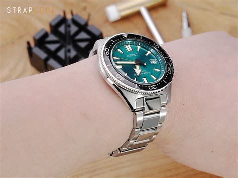 Total Imagen How Do You Adjust A Seiko Watch Band Thptnganamst Edu Vn