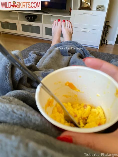 Goddess Tickle Nude OnlyFans Leaked Photo