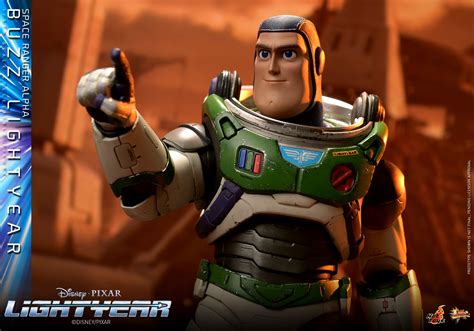 Lightyear Hot Toys Buzz Lightyear Figure The Toyark News