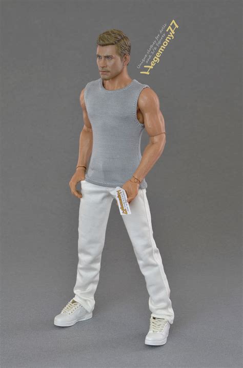 1 6th Scale White Jeans Pants Trousers And Grey Sleeveless Top On Hot Toys TTM 19 Collectible