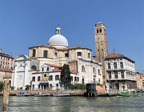 As Rel Quias De Santa Luzia E A Igreja Em Veneza Passeios Em Veneza