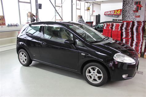 Autoradio-Einbau Fiat Grande Punto | ARS24 | Onlineshop