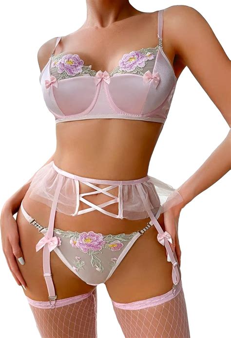 Amazon WDIRARA Women S 4 Piece Lingerie Set Sexy Floral Embroidery Mesh Garter Lingerie Set