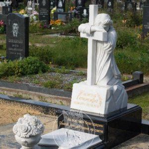 Скульптура ангела на могилу, статуи, бюсты на кладбище Каталог.