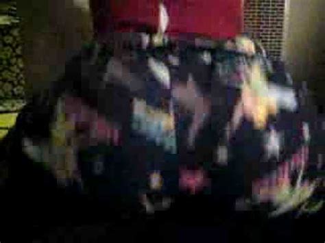 ASIAN GIRL SHAKING BIGG ASS BUTT YouTube