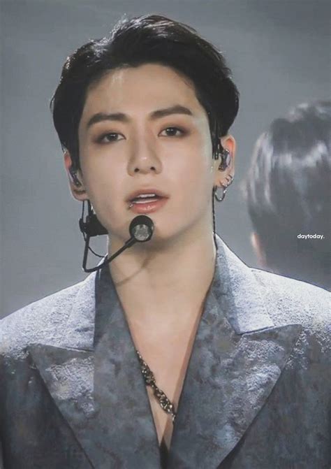 peak jungkook moments  btss permission  dance concert