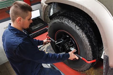 Symptoms Of Needing A Wheel Alignment