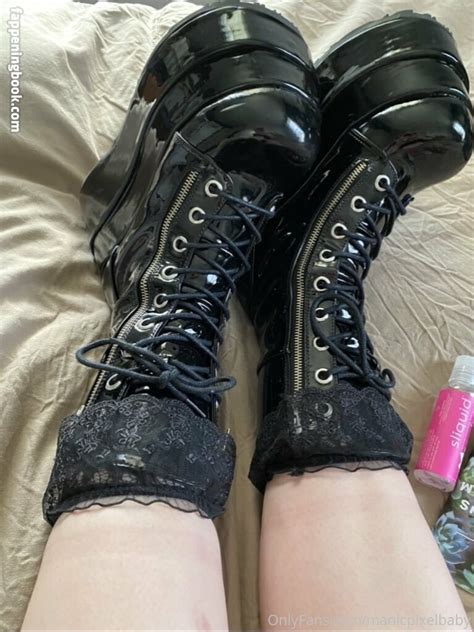 Roxannerom Roxanne Rom Official Nude OnlyFans Leaks Fappening FappeningBook