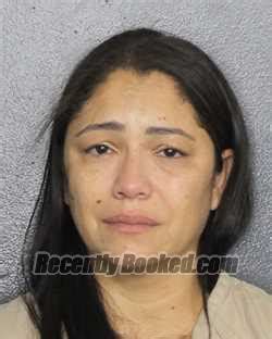 Recent Booking Mugshot For CLAUDIA ANDREA ARIAS ALVAREZ In Broward