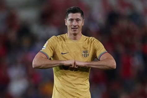 V Deo As Fue El Golazo De Robert Lewandowski Al Mallorca Laliga