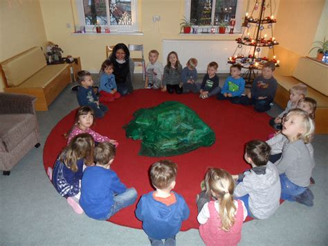 Lichter in der Dunkelheit - Katholischer Kindergarten Sankt Marienstift