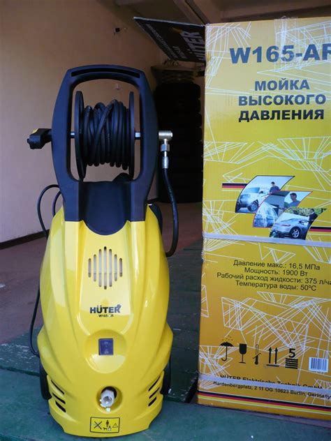 Купил минимойку Huter W165-AR наобум и не пожалел - читайте на Tkat.ru.