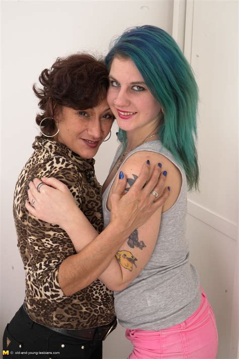 Naughty Mature Lesbian Doing A Kinky Teen Babe Porn Pictures Xxx Photos Sex Images