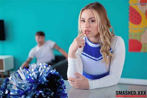 Curvy Cheerleader Anna Claire Clouds Gets Banged By Horny Boyfriend Photos