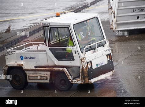 Airport Ground Crew Stock Photo Alamy