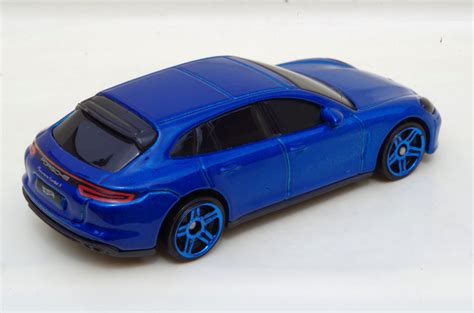 Mustang Fan Peru Porsche Panamera Turbo S E Hybrid Sport Turismo Hot Wheels