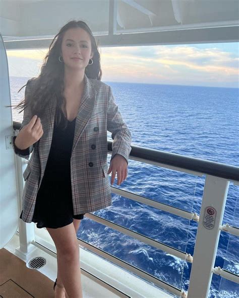 Hot Sexy New Olivia Sanabia Bikini Pics