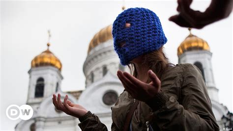 Arrests At Pussy Riot Rally Dw