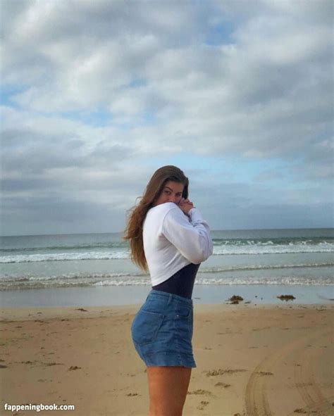 Tiana H Tiana Hotchkiss Tianahester Nude OnlyFans Leaks Fappening FappeningBook