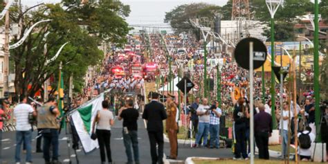 Avenida Carlos Borges Duplica O Entregue Maior Desfile Da