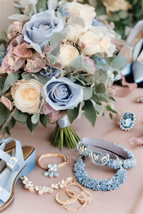 How To Incorporate Dusty Blue And Mauve Into Your Wedding Theme