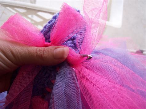 Make and Add a Tulle Bow to a Tutu - Stitch11