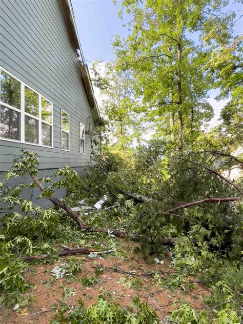 Residents react to live doppler radar georgia storm predictions 34