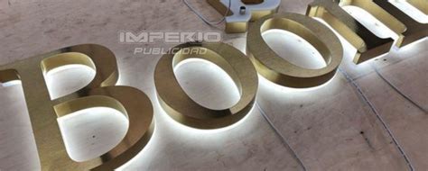 Fabricante de Anuncios 3D Luminosos Acero Aluminio Acrílico