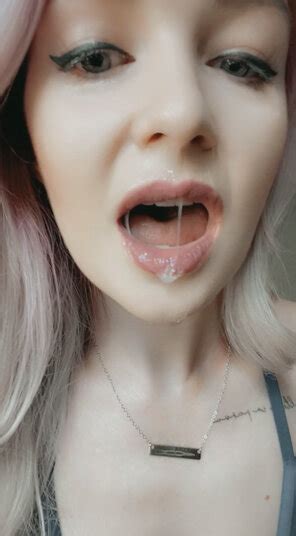 If it doesnât come out of your nose you didnât hold your breath long enough ðŸˆ Porn Pic