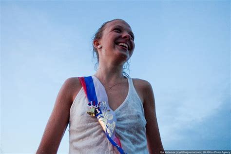 Последний звонок 2010 фото. (89 шокирующих фотографий) / Блог им. admin ...